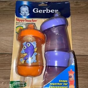 Gerber SippySnacker Spill-Proof Cups with Snack Base NOS NEW